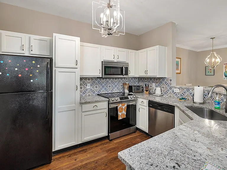 1704 Frederica Rd #631 — Photo 3