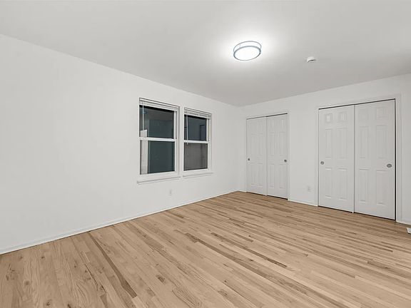 5th image of 71 Woodlawn Ave #2