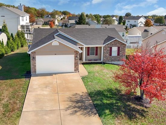 312 Turkey Roost Ln, Troy, MO 63379