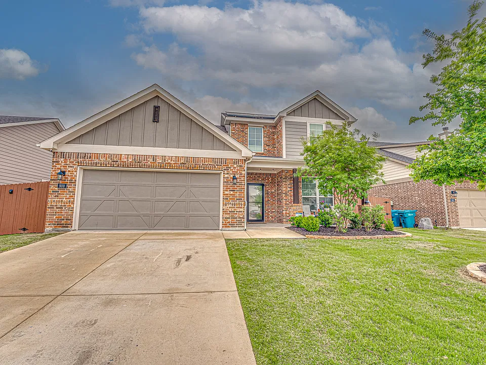 909 Gambel Dr