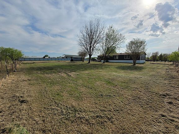 4th image of 275 Lasater Ln