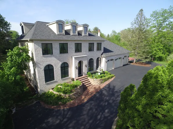 14825 131st St, Lemont, IL 60439