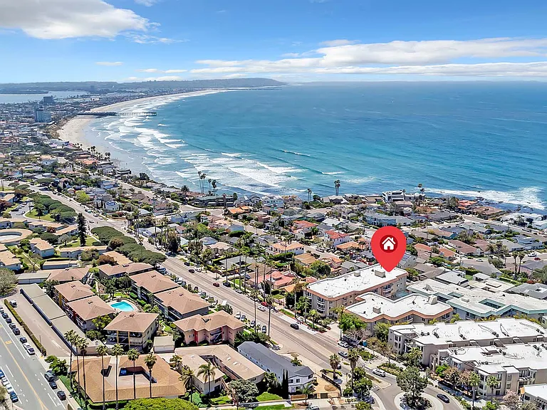 5366 La Jolla Blvd #101C — Photo 4