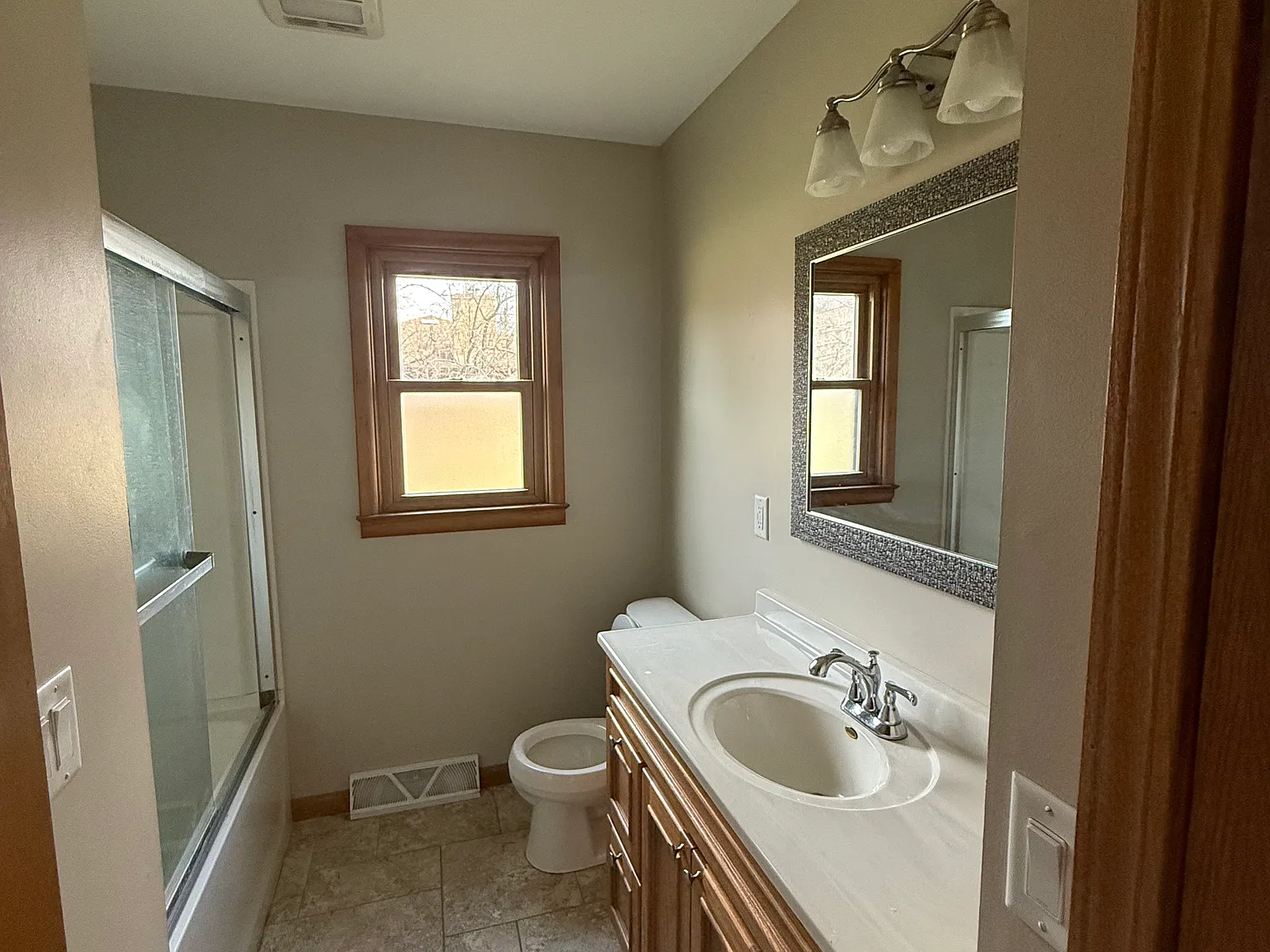 11528 Leiser Ln — Photo 4