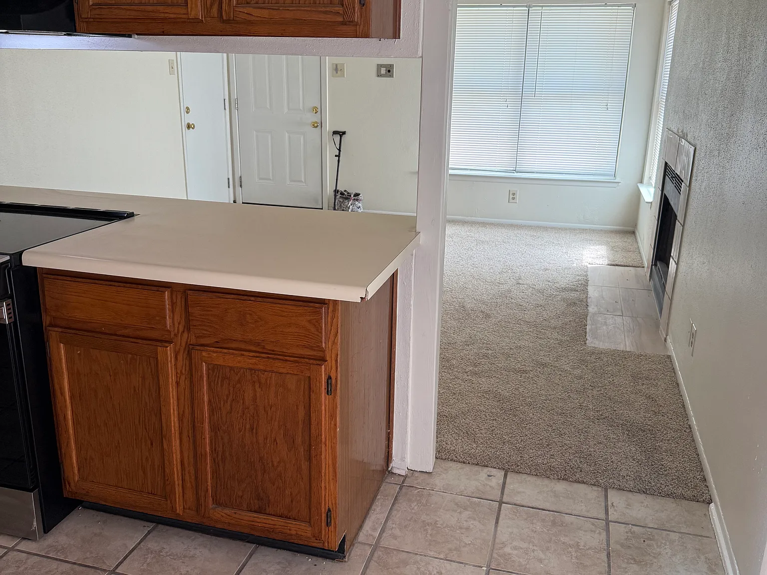 2 bed, 950 sqft, $1,080 — Photo 4