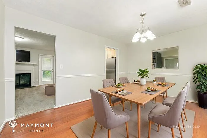 3 bed, 2.0 bath, 1202 sqft, $1,645 — Photo 4