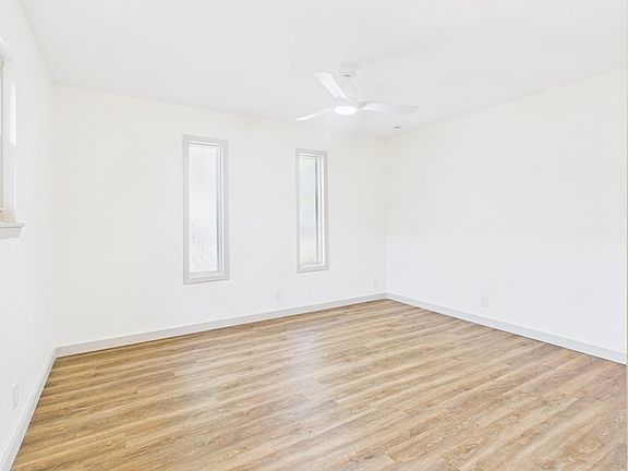 5th image of 264 Glenna Dr