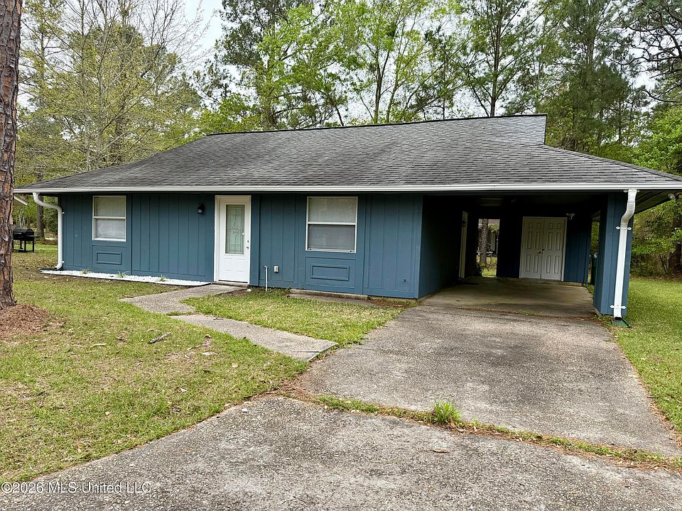1st image of 6 Dogwood Cir