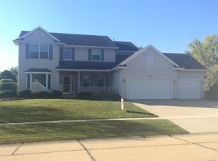 702 Stone Church Ln, Geneseo, IL 61254