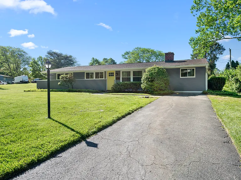 6318 Fairfield Dr — Photo 29