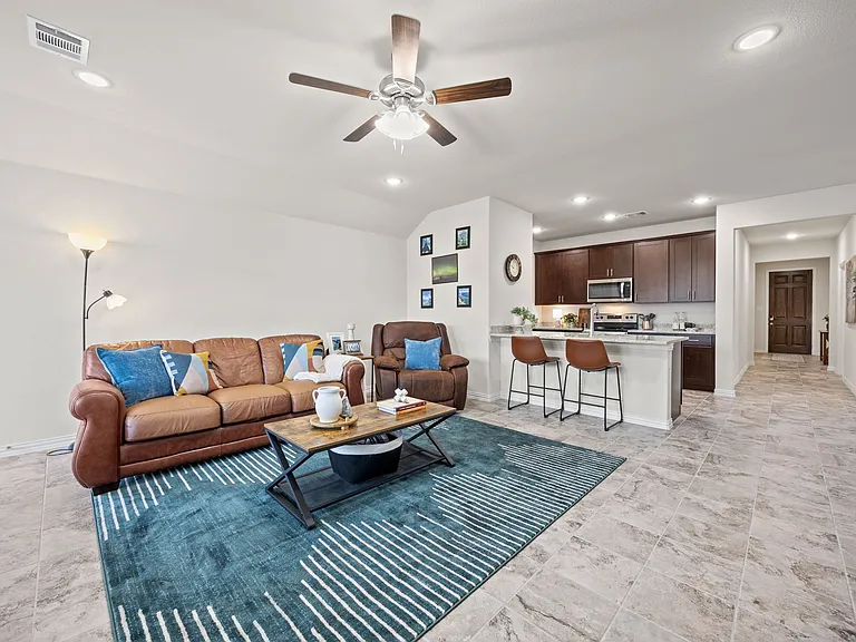 3249 Glorioso Dr — Photo 12