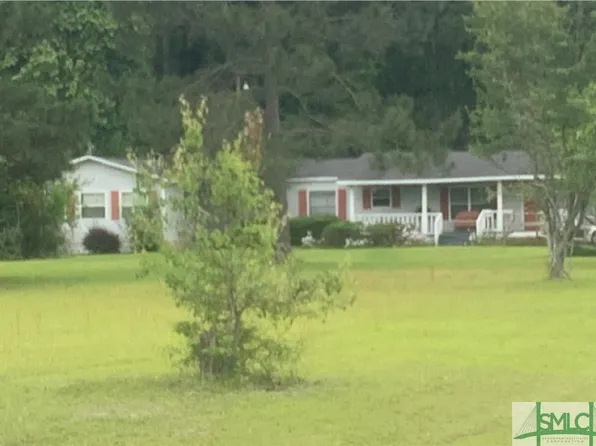 1138 Hood Loop, Pembroke, GA 31321