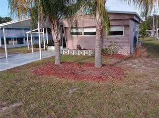 1514 Pleasant St, Tavares, FL 32778