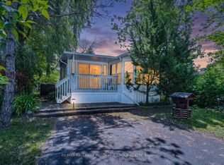 13 Huron Cir, Wasaga Beach, ON L9Z 1X7