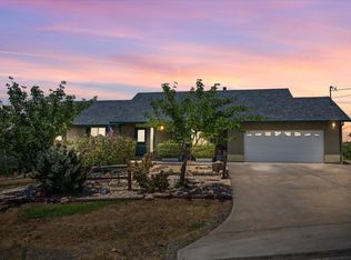 2526 Hartvickson Ln, Valley Springs, CA 95252