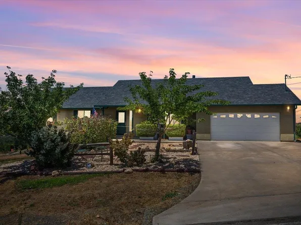 2526 Hartvickson Ln, Valley Springs, CA 95252