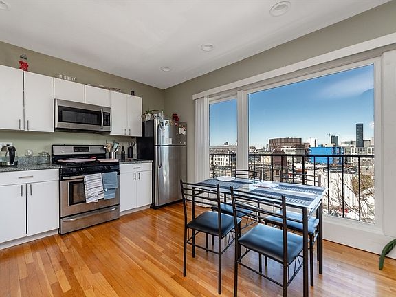 5th image of 4 Kearsarge Ave