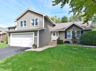 2504 Quail Ct, Aurora, IL 60502