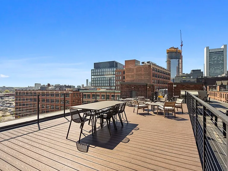 319 A St #510 — Photo 10