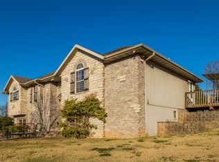 940 S Old Riverdale Rd, Nixa, MO 65714