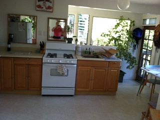 5th image of 1561 Grand Ave