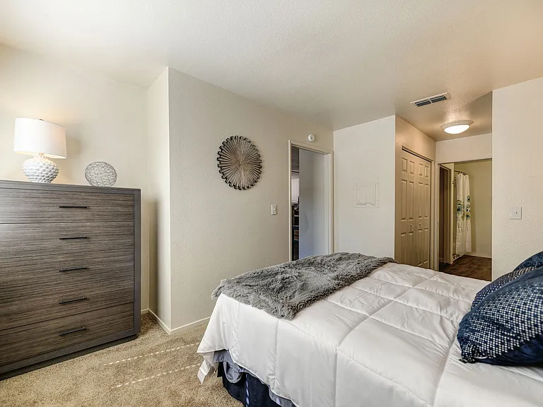 Salishan 1 Bedroom