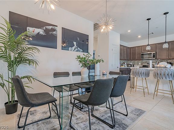 2nd image of 1239 Raritan Pl