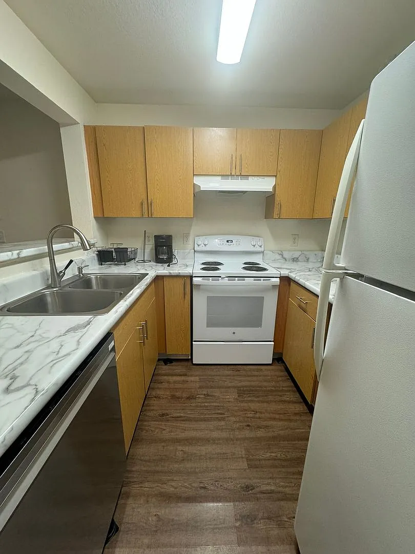 2nd Floor Furnished Condo @ The Lodge! — Photo 4