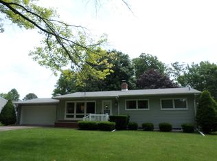 3110 46th St, Moline, IL 61265