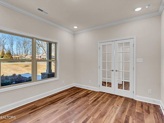 5th image of 200 Yona Way