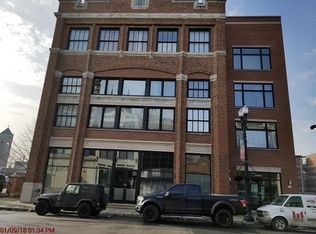 2334 S Michigan Ave #207, Chicago, IL 60616