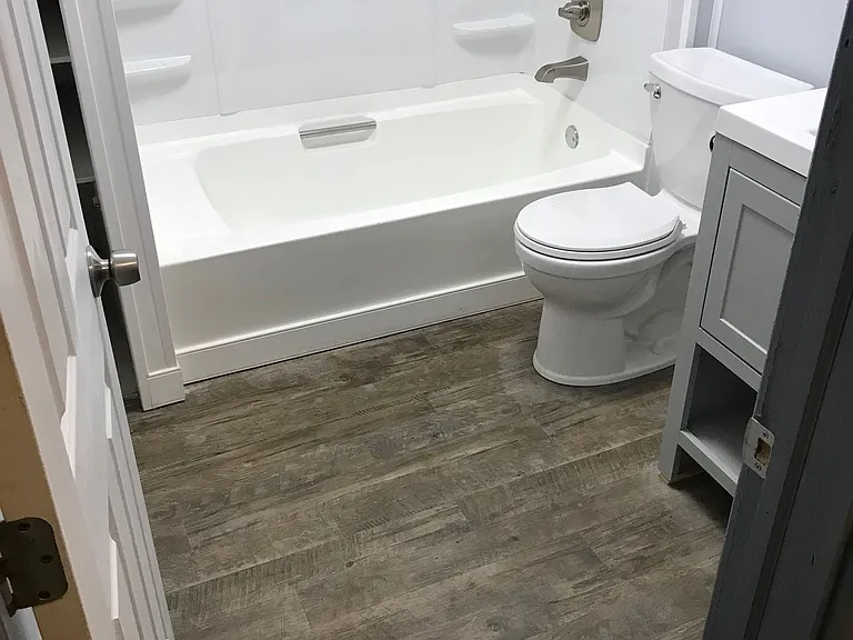1055 Rankine Ave — Photo 16