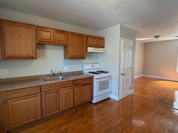 47 Saint Joseph St #3S, Fall River, MA 02723