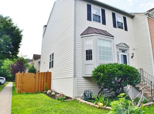 6737 Rockledge Pl, Centreville, VA 20121