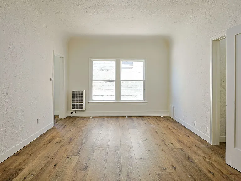 739 S Normandie Ave #107 — Photo 13