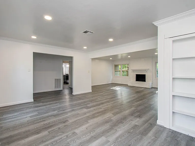 674 Ravensworth Dr — Photo 23