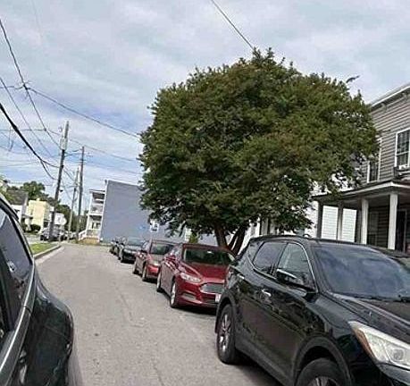 Exterior Neighborhood (street photo)
