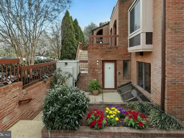 5233 King Charles Way Unit 1-5, Bethesda, MD 20814