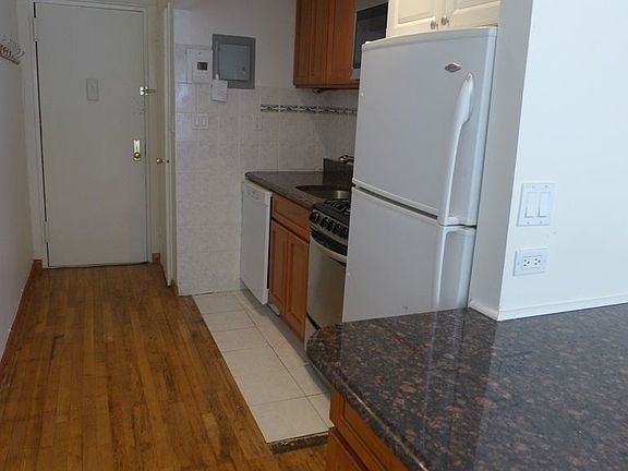 2nd image of 274 7th Ave #2A
