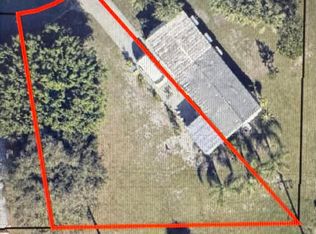 463 Egret Cir, Barefoot Bay, FL 32976