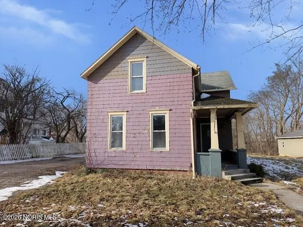 934 Holgate Ave, Defiance, OH 43512