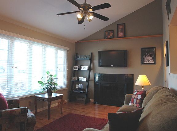 4th image of 23421 W Winston Ave