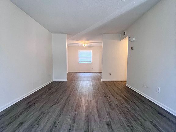 3rd image of 7981 Shady Oak Trl #30
