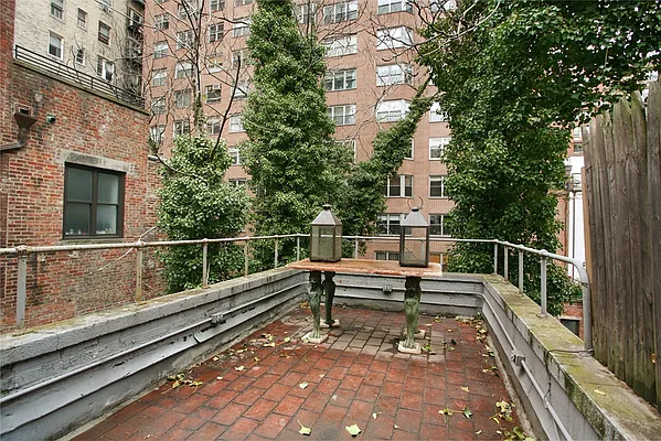 Rented by Corcoran | media 49