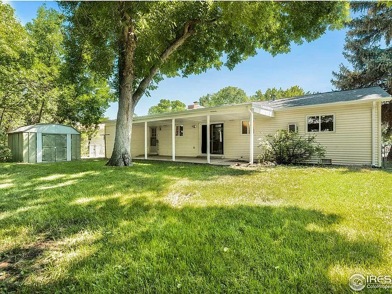 1241 S Bryan Ave — Photo 18
