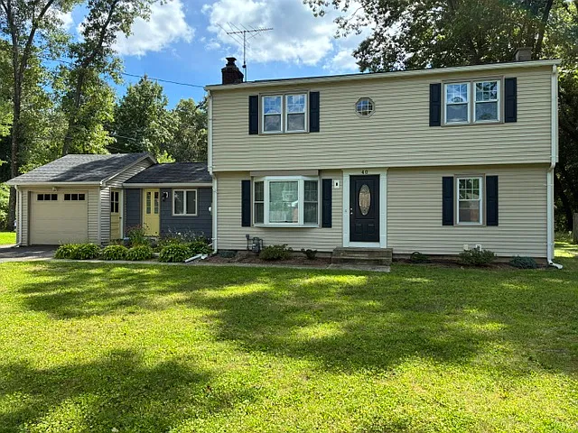40 Doane Ave