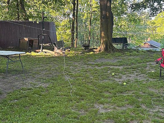3rd image of 111 Fairview Ave