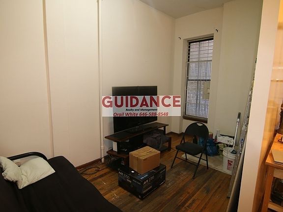 4th image of 100 W 105th St APT A1