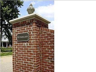 1st image of 1501 Larkinwood Ln