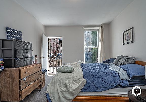 4th image of 786 Bergen St #2A